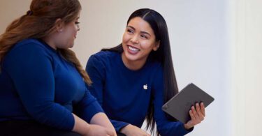 Job for a Sales Associate at Apple