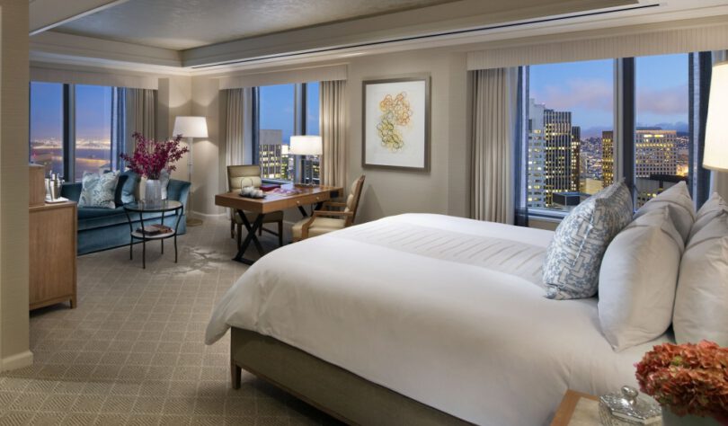 How to Book a Hotel Near the Golden Gate Bridge in Paris