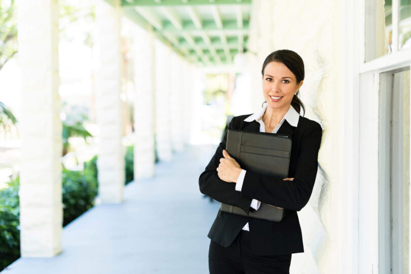 Real Estate Attorney Jobs | Apply Now
