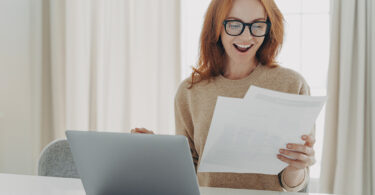 How to Become a Title Examiner or Title Officer